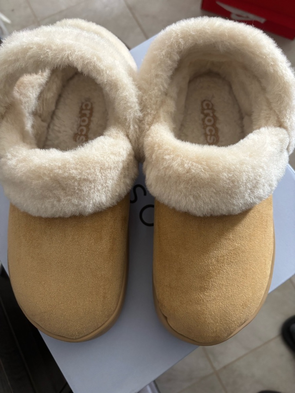 CROCS Fuzz Lined Clog in Beige